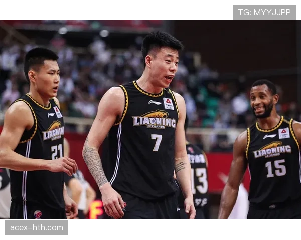 南特针对近期防守漏洞展开针对性专项训练
